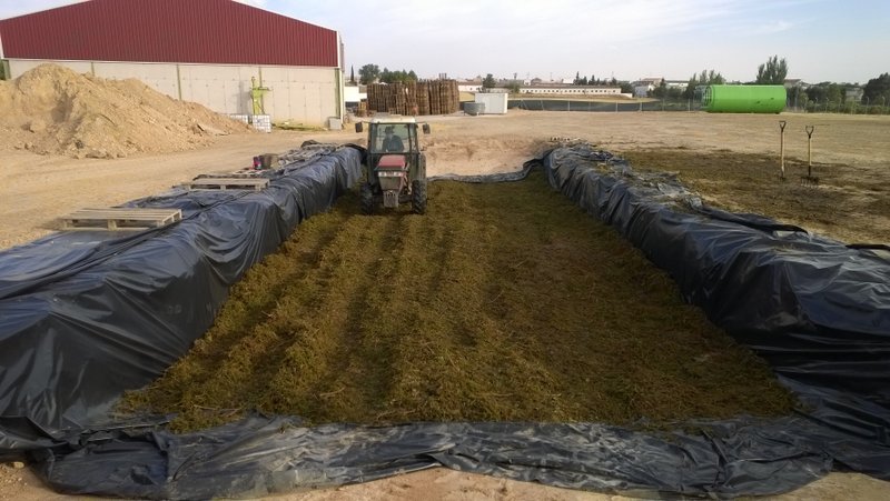 SILO DE ALMACENAJE ALGAS PARA VENDIMIA SOSTENIBLE